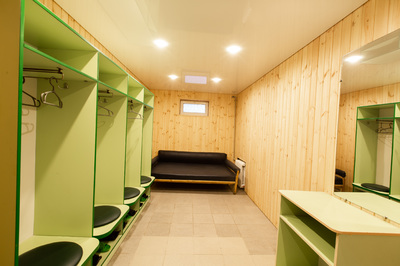 Банный комплекс «Юність» відгуки, лазня/сауна Дніпро Чечелівське район Пр. Кірова, 76-a, фото, адреса з картою проїзду.